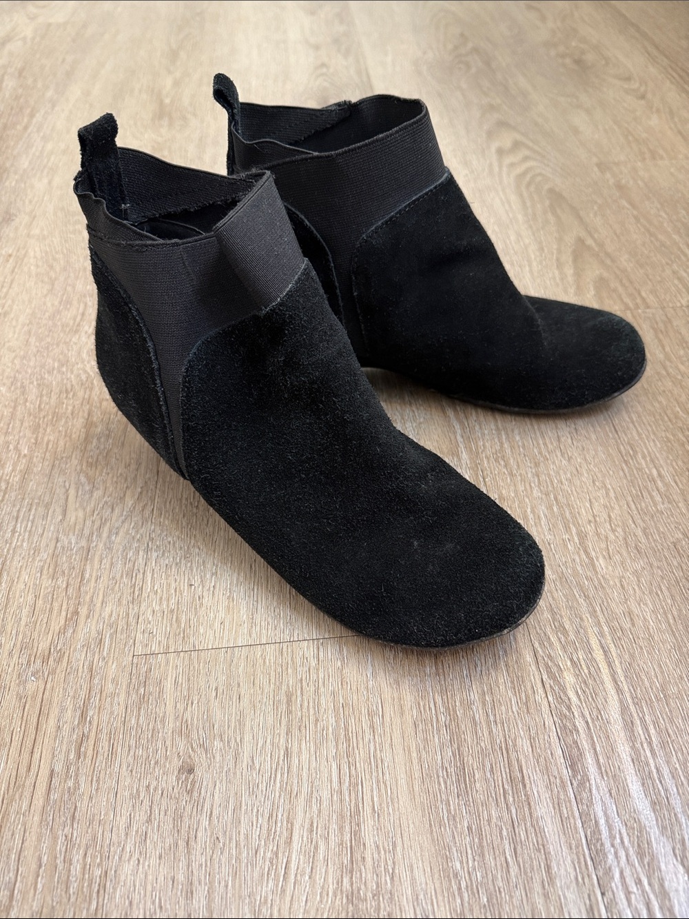 Women's Black Suede Chelsea Ankle Booties